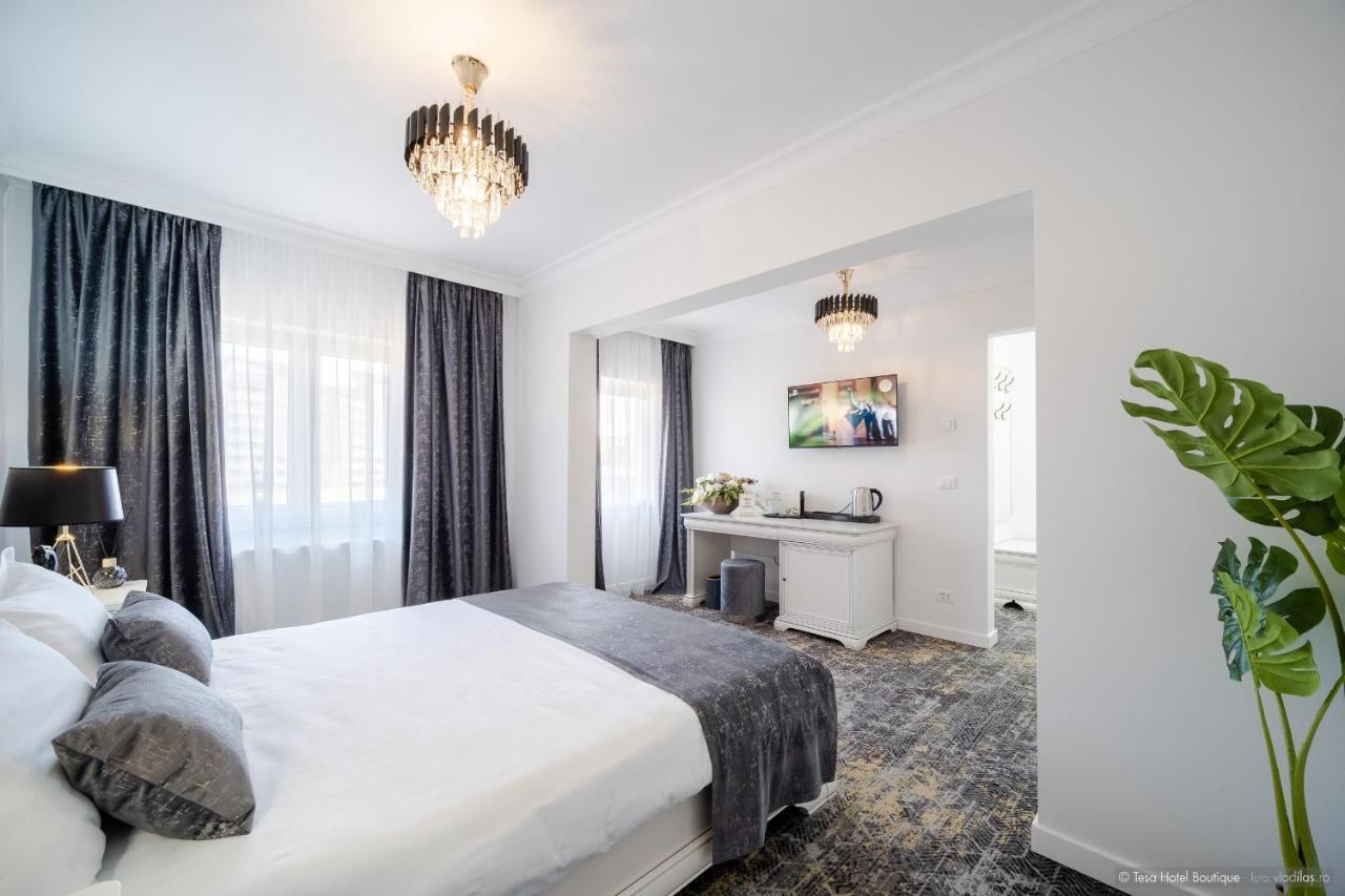 Tesa Boutique Hotel Targu Neamt Ngoại thất bức ảnh